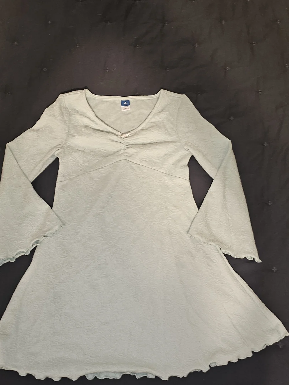 Old Navy Pale Mint Green V‑Neck Bell Sleeve Dress